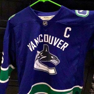 Canucks jersey